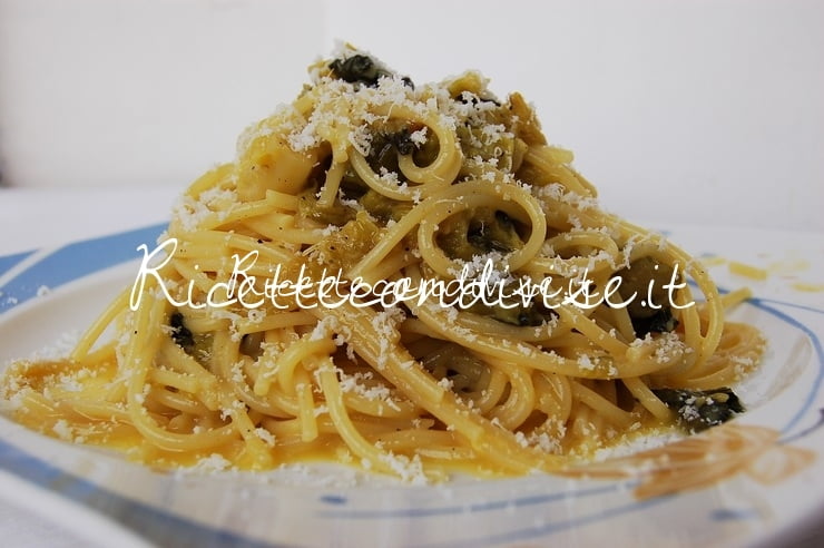 Spaghetti vegetariani alla carbonara di verza con formaggio di Dany Ideericette