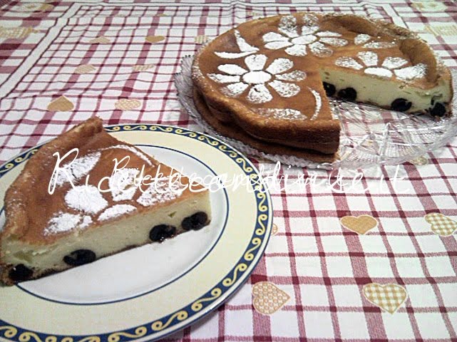 Particolare torta ricotta e amarene di Teresa Mastandrea