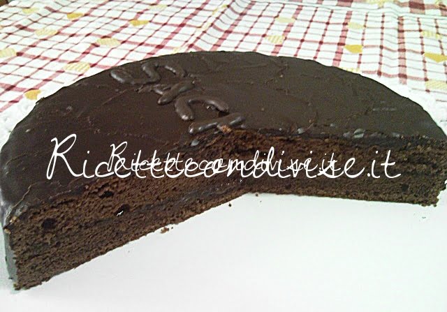 Particolare torta Sacher di Teresa Mastandrea