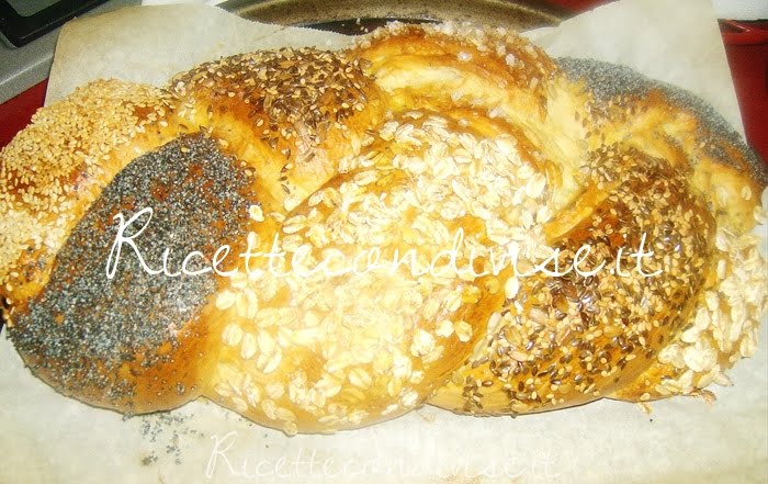 Treccia di pan brioche ai semi misti di Barbara Casini