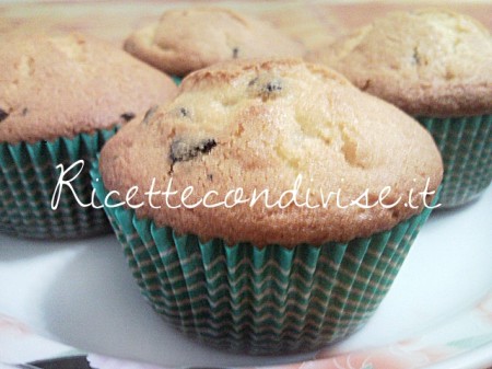 Muffin soffici con gocce di cioccolato di Teresa Mastandrea