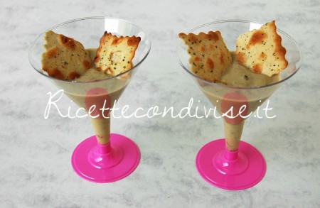 Particolare crema di cetrioli e pasta di granchio con sfoglie croccanti al forno di Dany Ideericette