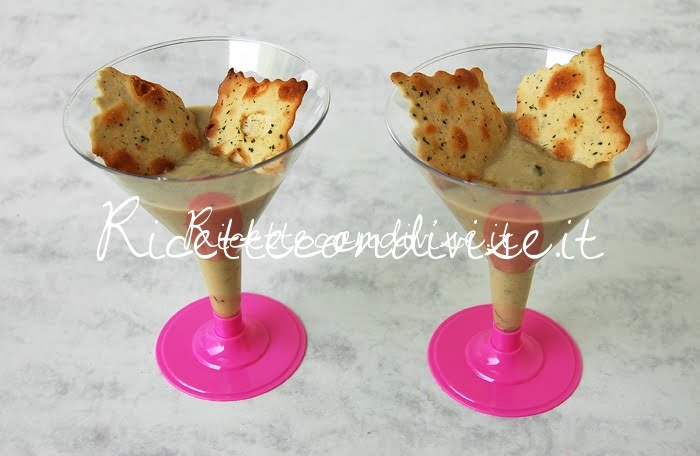 Particolare crema di cetrioli e pasta di granchio con sfoglie croccanti al forno di Dany Ideericette