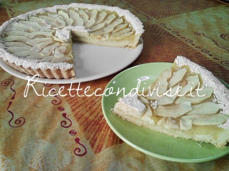 Particolare fetta crostata con crema di mele di Teresa Mastandrea