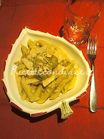 Primo piano penne al pesto di broccoletti di Tati