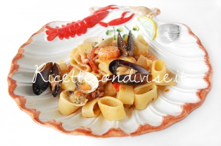 Calamarata ai frutti di mare