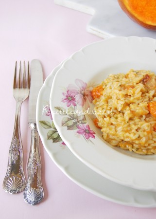 Primo piano risotto alla zucca con pancetta di Giovanna