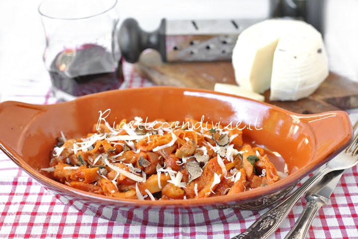 Primo piano trippa ai funghi porcini e formaggio al tartufo di Acqualagna di Dany Ideericette