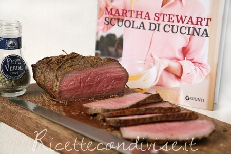 ricetta filetto di manzo in crosta di pepe verde alla marta stewart di dany ideericette