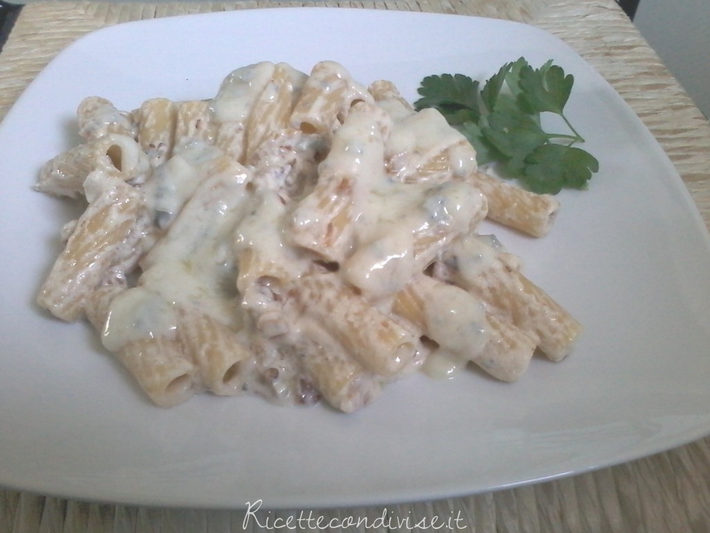 rigatoni gorgonzola noci
