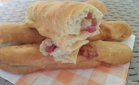 Ricetta bastoncini di pane con pancetta