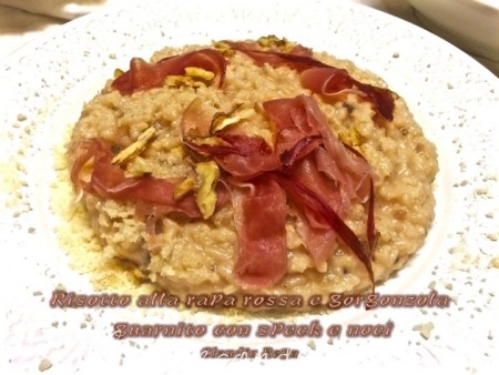 risotto alla rapa rossa, gorgonzola e speck