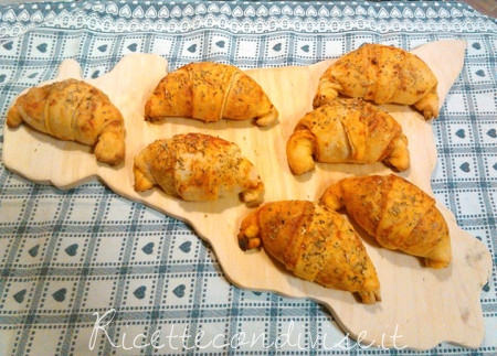 Cornetti-pizza di Roberta Vivenzi