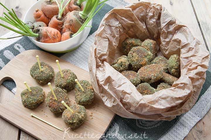 Polpette con mozzarella e ciuffi di carota