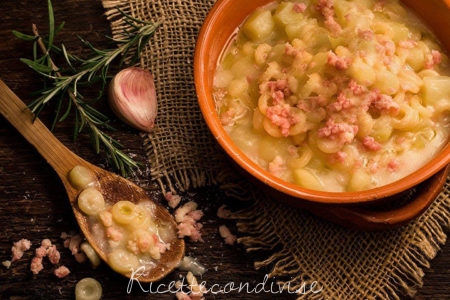 Pasta e patate gustosa