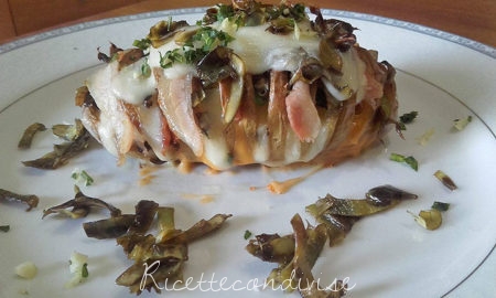 Patate farcite a fisarmonica con carciofi pancetta e formaggio