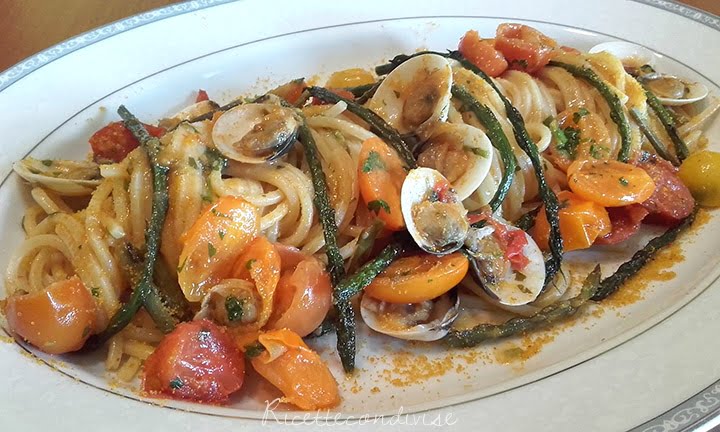 Spaghetti quadrati con pomodorini asparagi vongole e bottarga