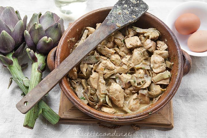 Fricassea di pollo e carciofi
