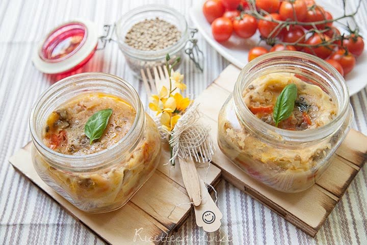 Lasagne light in vasocottura al microonde con lenticchie pomodorini e besciamella all’acqua