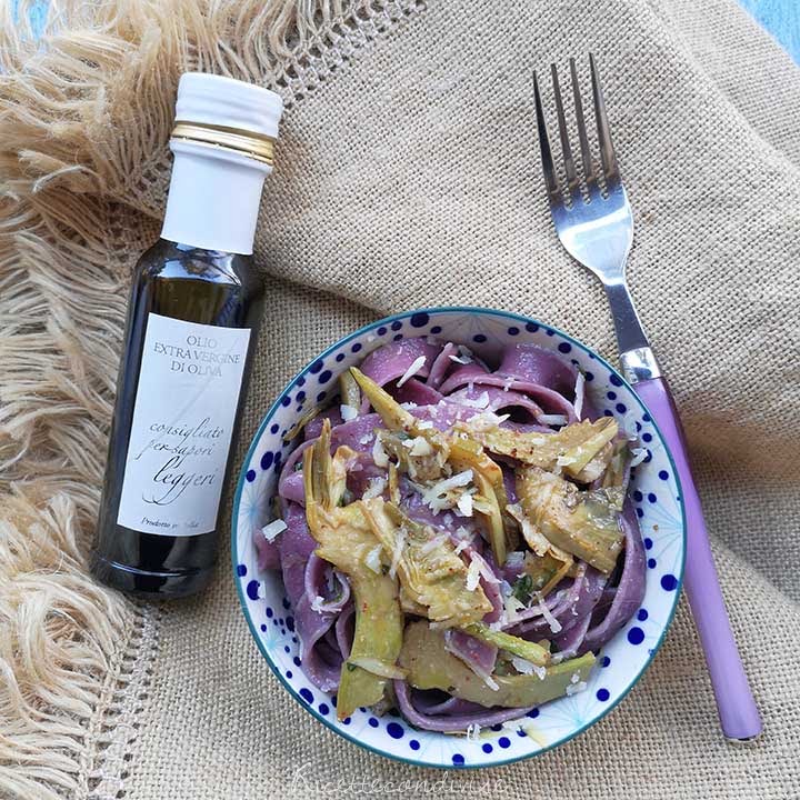 Pappardelle viola home made con carciofi e pepe rosa 3 Pappardelle viola con carciofi e olio extravergine Pruneti