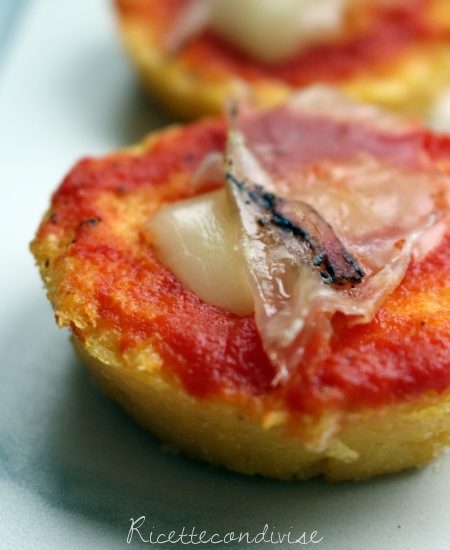 Crostini di Polenta