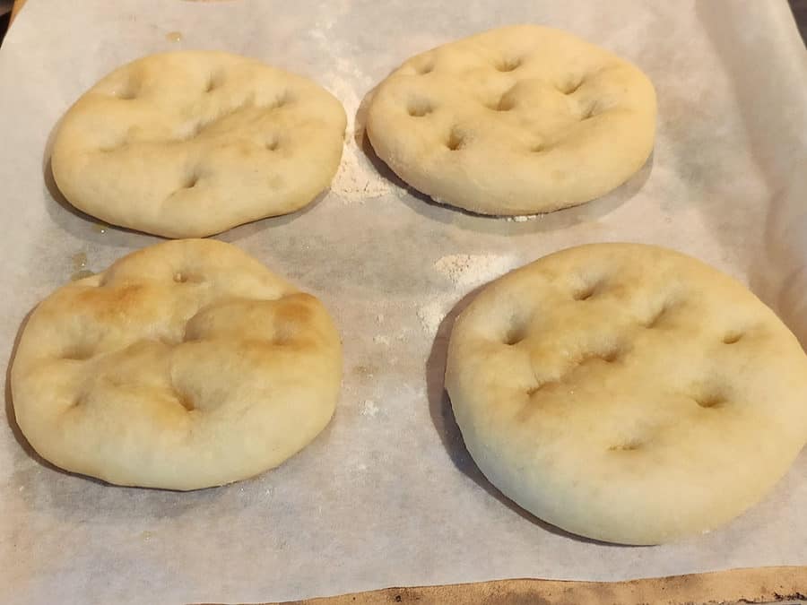 Focaccine soffici appena sfornate