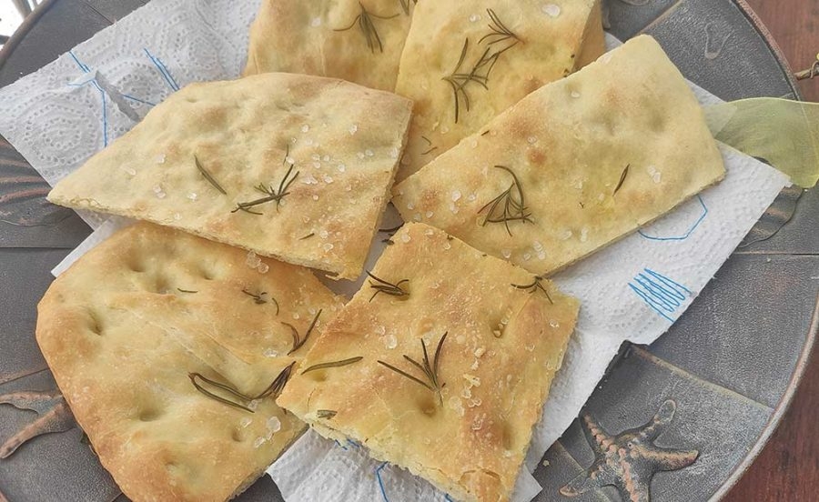 Focaccia con semola con poolish